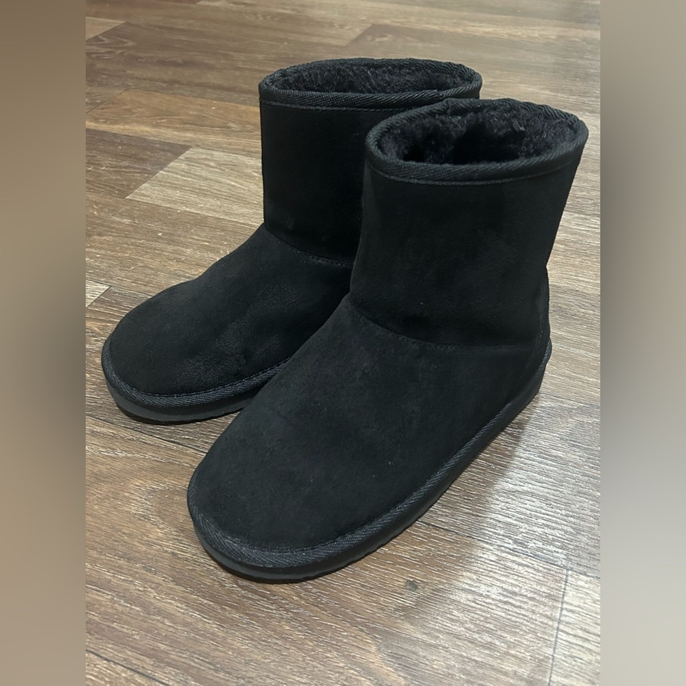 Children's Place Girls Mid Teddy Boots